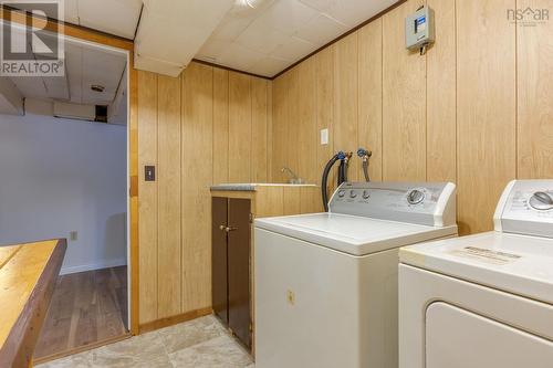 24 Penhorn Drive, Dartmouth, NS - Indoor Photo Showing Laundry Room
