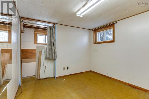 24 Penhorn Drive, Dartmouth, NS - Indoor Photo Showing Other Room