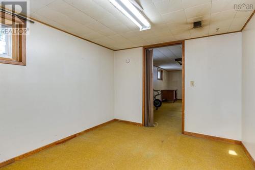 24 Penhorn Drive, Dartmouth, NS - Indoor Photo Showing Other Room