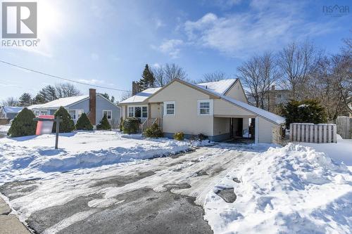 24 Penhorn Drive, Dartmouth, NS - Outdoor