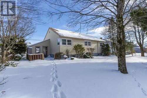 24 Penhorn Drive, Dartmouth, NS - Outdoor