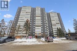 225 HARVARD Place Unit# 1510  Waterloo, ON N2J 4H4