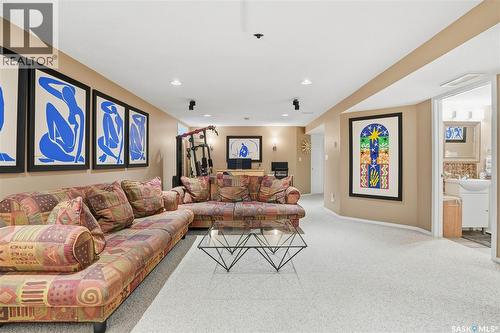 2804 St Andrews Road, Regina, SK - Indoor Photo Showing Living Room