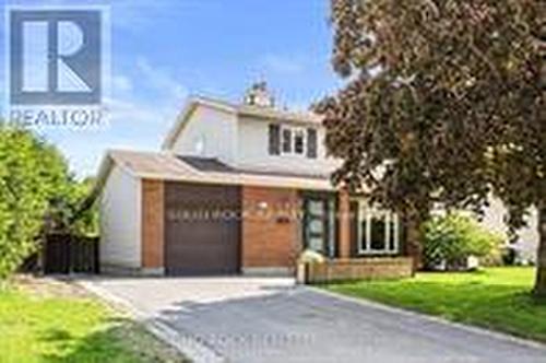 1631 CHARBONNEAU STREET  Ottawa, ON K1E 2J6