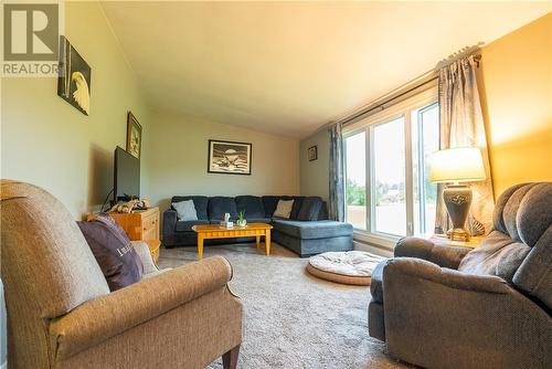 62 Highway 17 E, Spanish, ON - Indoor Photo Showing Living Room