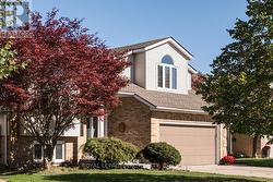 8071 COSTABILE DRIVE  Niagara Falls (Ascot), ON L2H 3H4