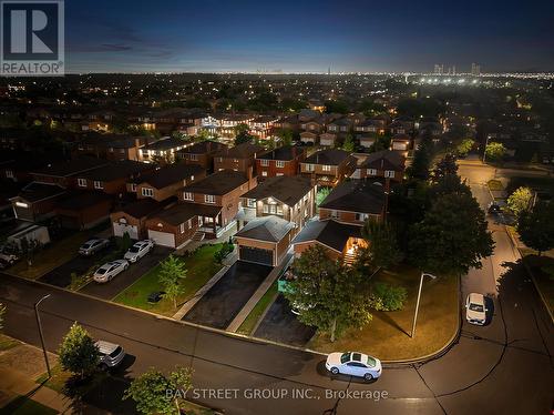 34 LAMP CRESCENT  Vaughan, ON L4L 6J9