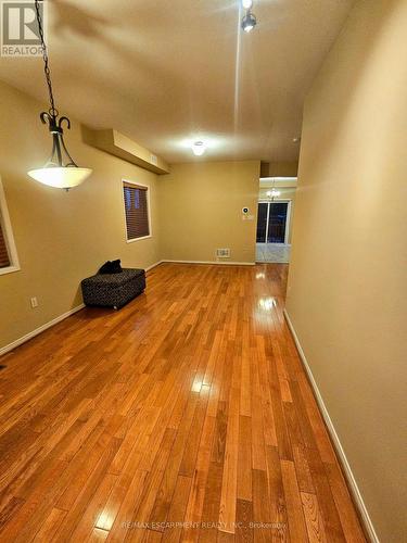 3881 Brinwood Gate, Mississauga, ON - Indoor Photo Showing Other Room