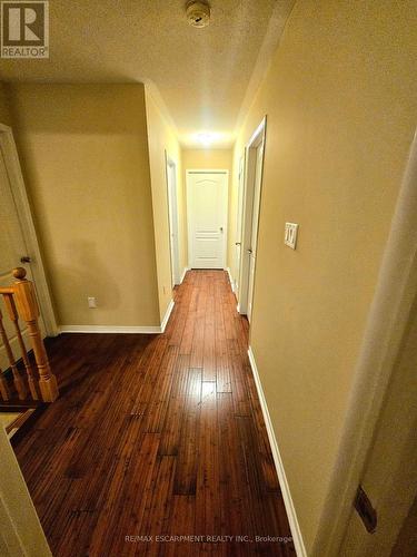 3881 Brinwood Gate, Mississauga, ON - Indoor Photo Showing Other Room