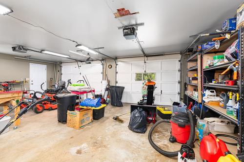 1270 Fox Tree Road, Lister, BC - Indoor Photo Showing Garage