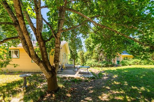 1270 Fox Tree Road, Lister, BC - Outdoor