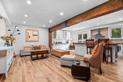 18 Spruyt Avenue, East Luther Grand Valley, ON - Indoor