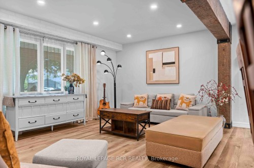 18 Spruyt Avenue, East Luther Grand Valley, ON - Indoor