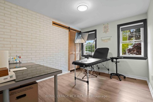 18 Spruyt Avenue, East Luther Grand Valley, ON - Indoor Photo Showing Other Room