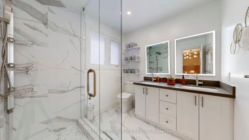 3 Freeman Road, Markham, ON - Indoor Photo Showing Bathroom