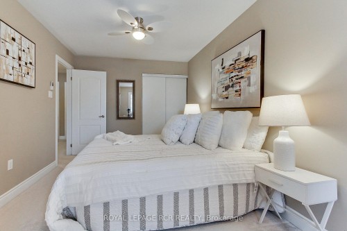 758 Wendy Culbert Crescent, Newmarket, ON - Indoor Photo Showing Bedroom