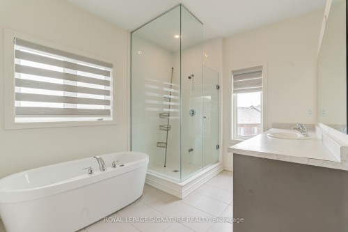 1231 Plymouth Dr. Drive, Oshawa, ON 