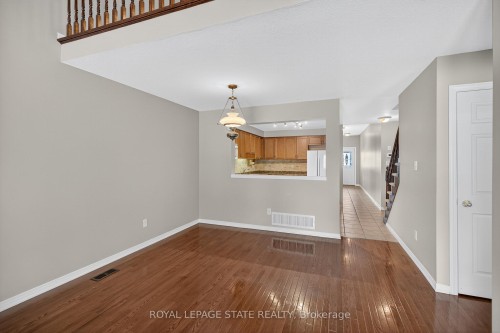 9 Manitoulin Trail, Hamilton, ON - Indoor Photo Showing Other Room