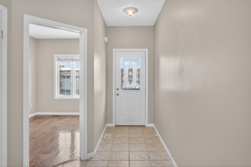 9 Manitoulin Trail, Hamilton, ON - Indoor Photo Showing Other Room