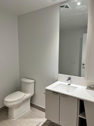4611-3883 Quartz Road, Mississauga, ON - Indoor Photo Showing Bathroom