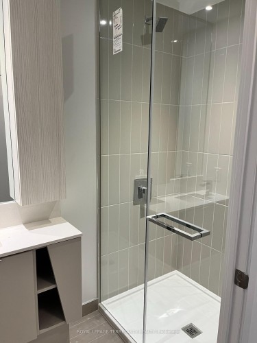 4611-3883 Quartz Road, Mississauga, ON - Indoor Photo Showing Bathroom