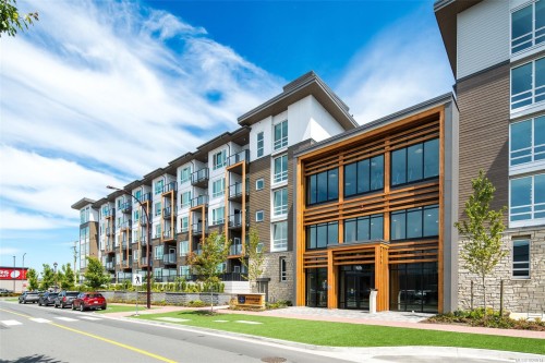 444-920 Reunion Ave  Langford, BC V9B 0W8