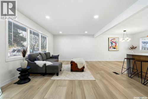 96 Bobolink Bay, Regina, SK - Indoor