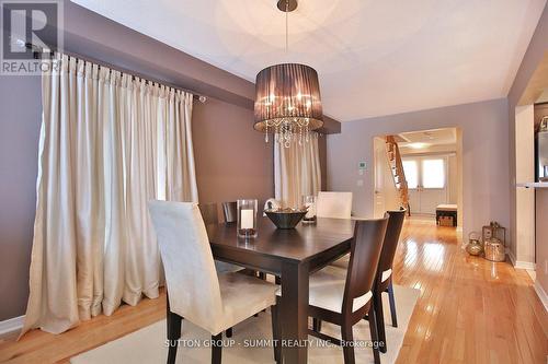 3122 Cabano Crescent, Mississauga, ON - Indoor Photo Showing Dining Room