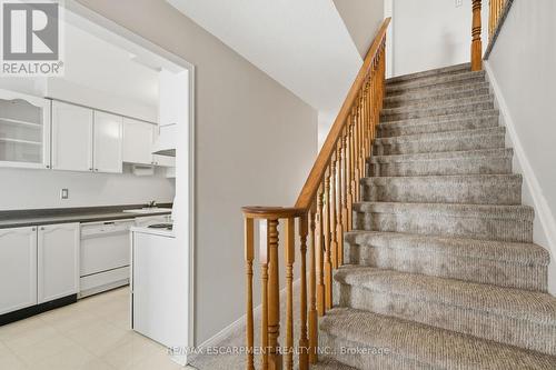 2047 Chrisdon Road, Burlington, ON - Indoor Photo Showing Other Room