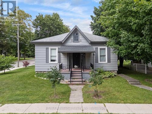 46 JAMES STREET  Huron East (Seaforth), ON N0K 1W0