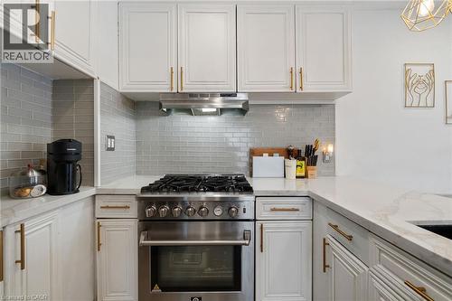 67 Glendale Avenue N, Hamilton, ON - Indoor Photo Showing Kitchen With Upgraded Kitchen