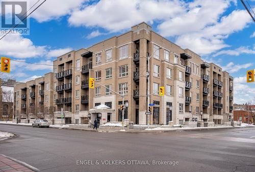 123 - 429 KENT STREET  Ottawa, ON K2P 1B5