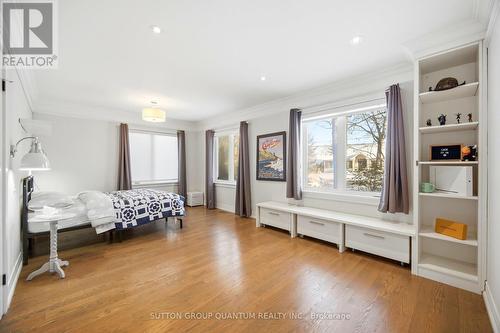 133 Mineola Road E, Mississauga, ON - Indoor Photo Showing Bedroom