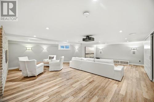 133 Mineola Road E, Mississauga, ON - Indoor