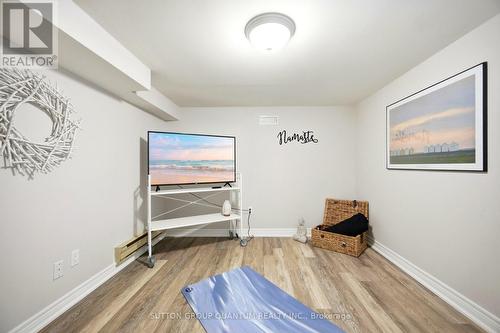 133 Mineola Road E, Mississauga, ON - Indoor