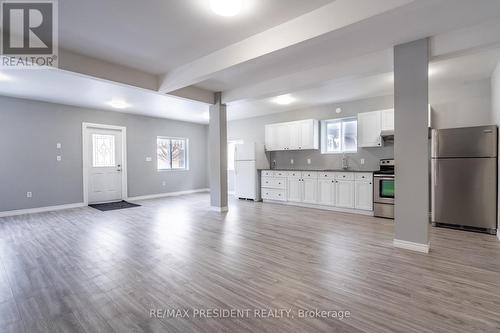 37 Catherine Street, St. Catharines, ON - Indoor Photo Showing Kitchen