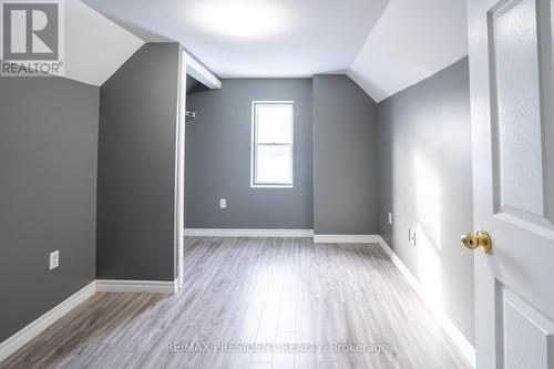 37 Catherine Street, St. Catharines, ON - Indoor Photo Showing Other Room