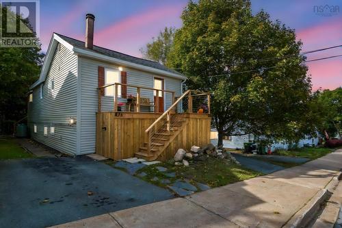 47 A/B Withrod Drive  Halifax, NS B3N 1A9