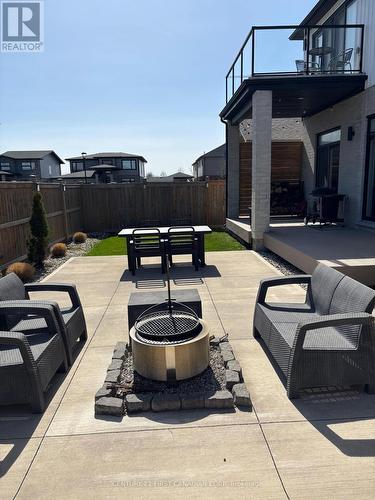 1567 Blackwell Boulevard, London North (North D), ON - Outdoor