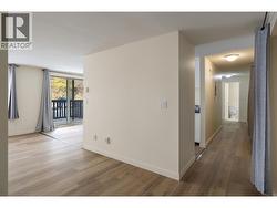 BRAND new flooring... - 