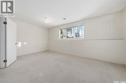 110 Cowley Road, Saskatoon, SK - Indoor Photo Showing Other Room