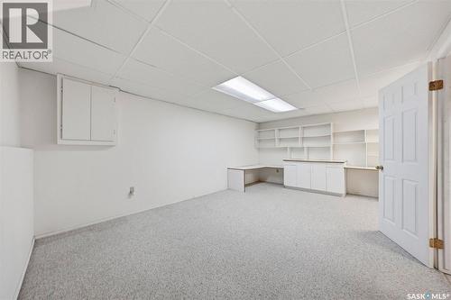 110 Cowley Road, Saskatoon, SK - Indoor