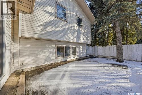 110 Cowley Road, Saskatoon, SK - Outdoor