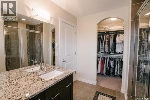 458 Teal Lane, Saskatoon, SK - Indoor Photo Showing Bathroom