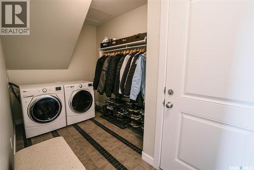 458 Teal Lane, Saskatoon, SK - Indoor Photo Showing Laundry Room