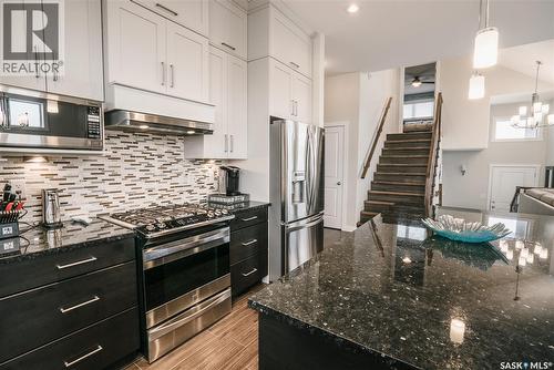 458 Teal Lane, Saskatoon, SK - Indoor Photo Showing Kitchen With Stainless Steel Kitchen With Upgraded Kitchen