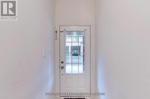 46 Filly Path, Oshawa, ON - Indoor Photo Showing Other Room