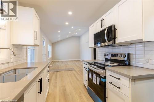 34 Close Avenue, Cambridge, ON - Indoor Photo Showing Kitchen With Double Sink With Upgraded Kitchen