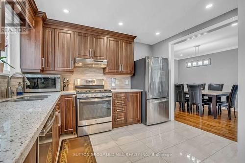 1879 Sandgate Crescent, Mississauga, ON - Indoor Photo Showing Kitchen With Double Sink