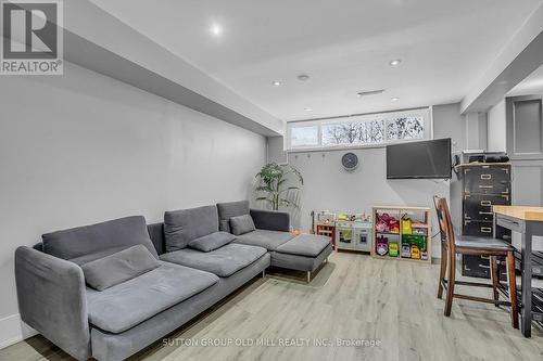 1879 Sandgate Crescent, Mississauga, ON - Indoor